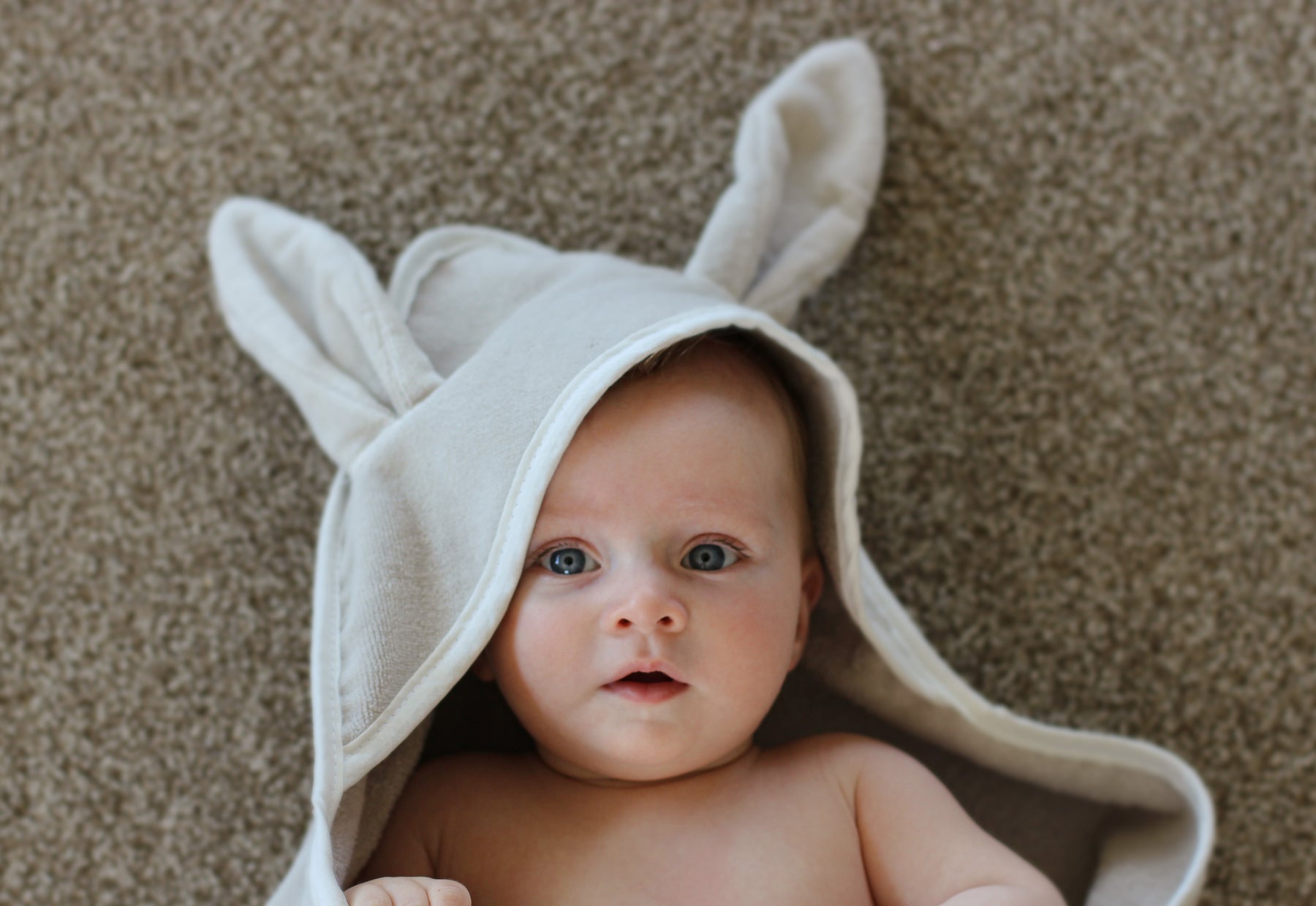 Juego de toalla y toallita con capucha